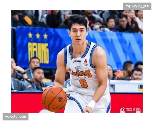 权威消息：某顶级后卫因十字韧带重伤赛季报销，其所属球队整套后场出球体系面临重组