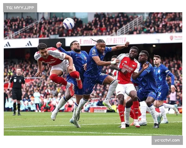 特写:阿森纳角球战术奏效,萨利巴力压对方中卫头球破僵 特写:阿森纳角球战术奏效,萨利巴力压对方中卫头球破僵